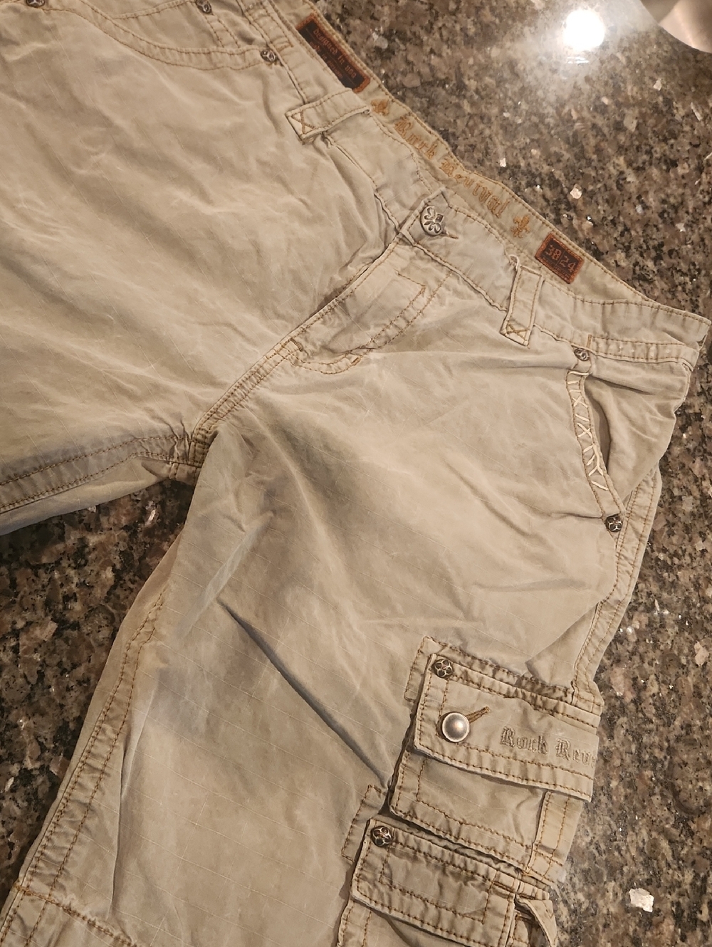 Rock Revival Men's Tan Cargo Shorts